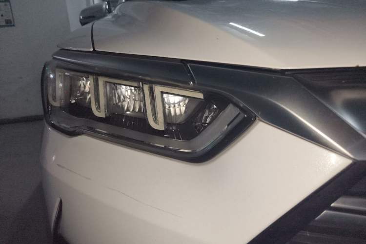 Used BYD Song Pro New Energy 2022 DM-i 110km Flagship Pro Model Right Front Headlight