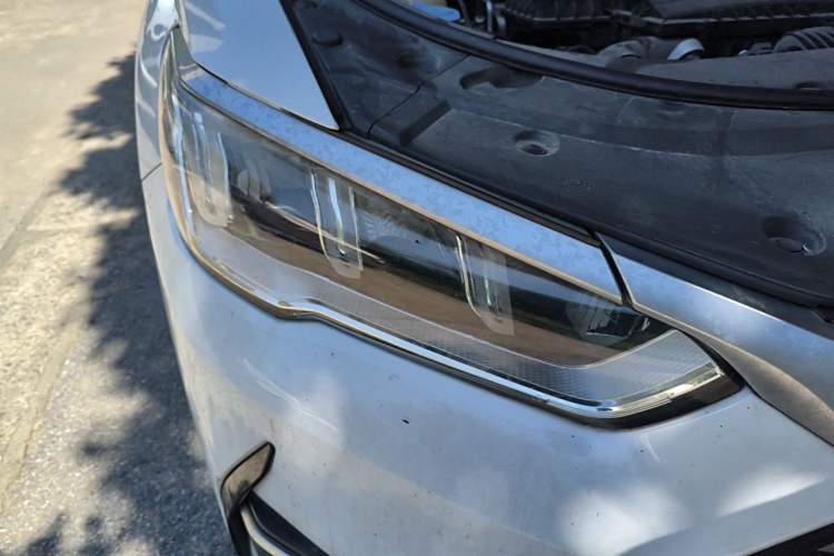 Used BYD Song Pro New Energy 2022 DM-i 110km Flagship Pro Model Right Front Headlight