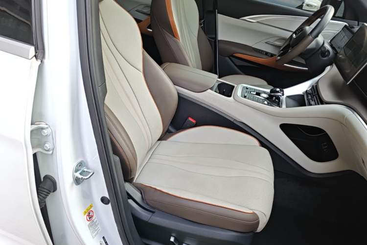 Used BYD Song Pro New Energy 2022 DM-i 51km Prestige Model Right Front Seat