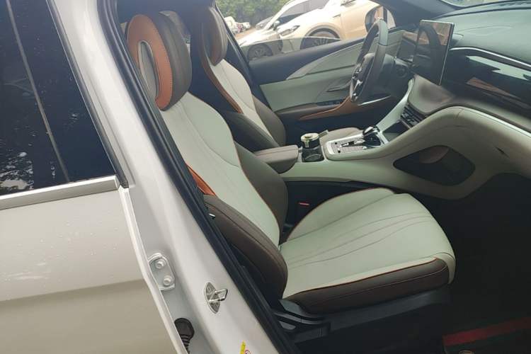 Used BYD Song Pro New Energy 2022 DM-i 51km Prestige Model Right Front Seat