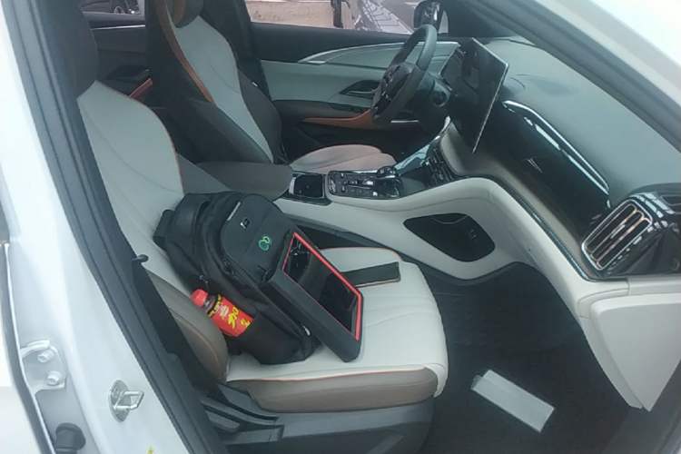 Used BYD Song Pro New Energy 2022 DM-i 51km Prestige Model Right Front Seat
