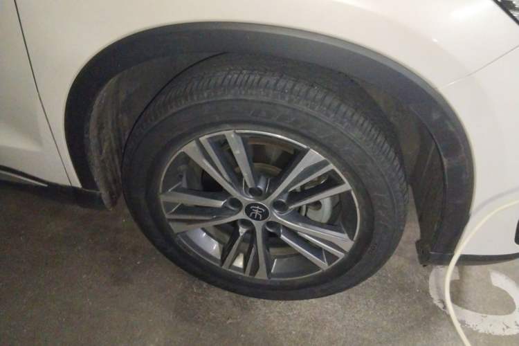 Used BYD Song Pro New Energy 2022 DM-i 51km Luxury Model Right Front Wheel Hub