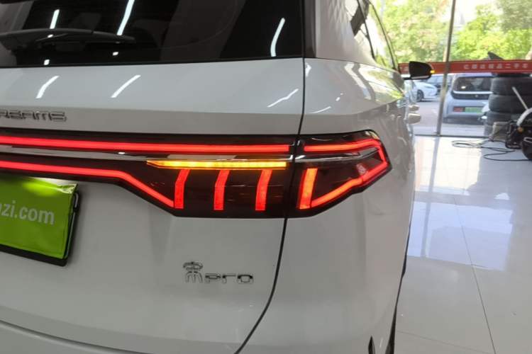 Used BYD Song Pro New Energy 2022 DM-i 51km Prestige Model Right Rear Taillight