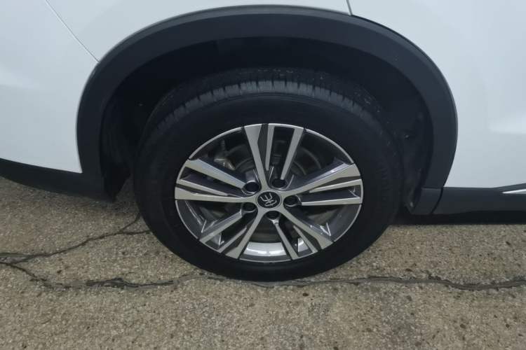 Used BYD Song Pro New Energy 2022 DM-i 51km Prestige Model Right Rear Wheel Hub