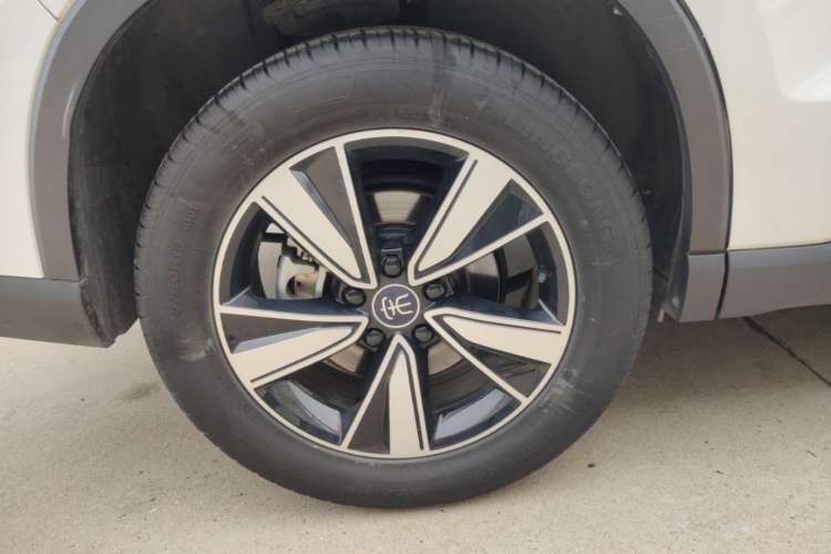 Used BYD Song Pro New Energy 2022 DM-i 51km Prestige Model Right Rear Wheel Hub