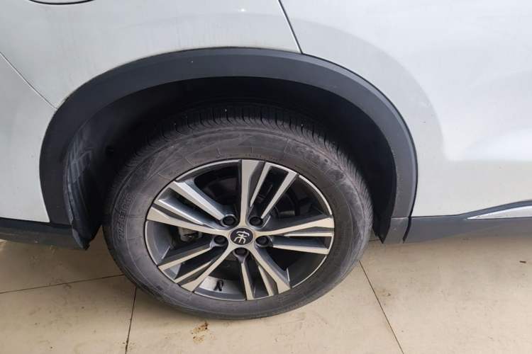 Used BYD Song Pro New Energy 2022 DM-i 51km Prestige Model Right Rear Wheel Hub