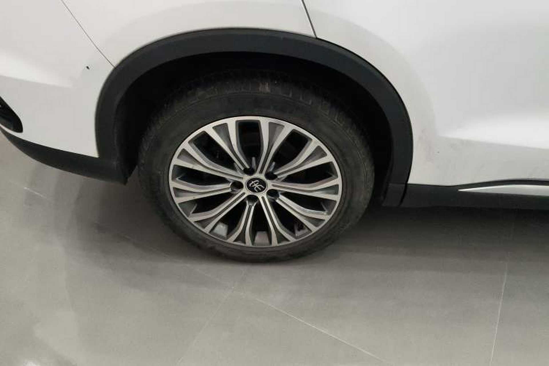 Used BYD Song Pro New Energy 2022 DM-i 110km Flagship Pro Model Right Rear Wheel Hub