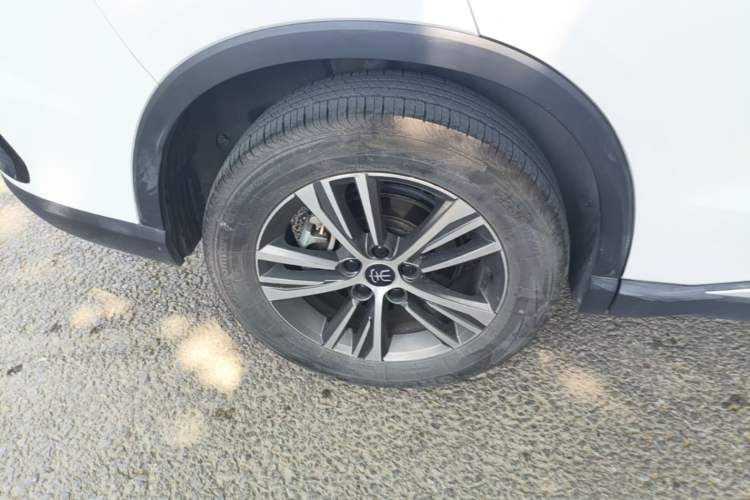 Used BYD Song Pro New Energy 2022 DM-i 51km Prestige Model Right Rear Wheel Hub