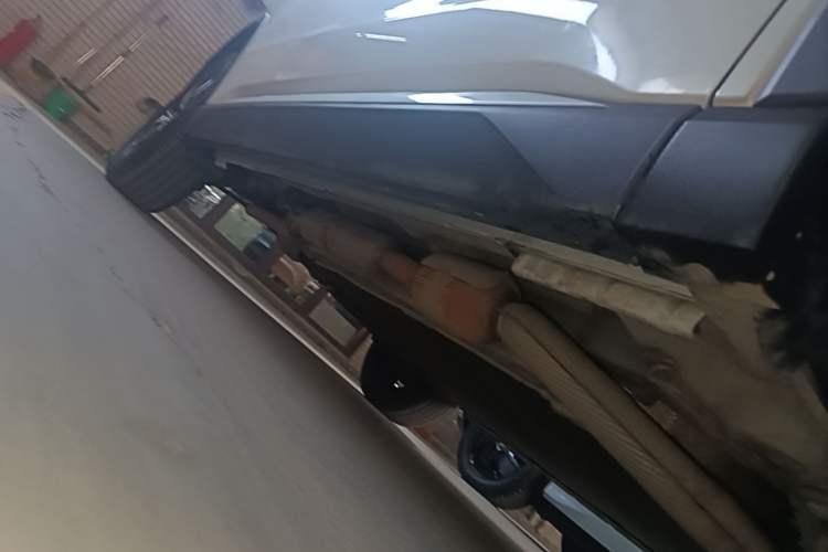 Used BYD Song Pro New Energy 2022 DM-i 110km Flagship Model Right Side Sill