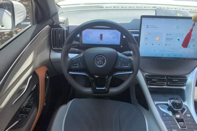 Used BYD Song Pro New Energy 2022 DM-i 110km Flagship Pro Model Steering Wheel