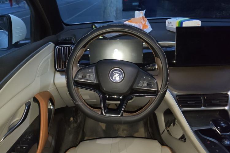 Used BYD Song Pro New Energy 2022 DM-i 51km Luxury Model Steering Wheel