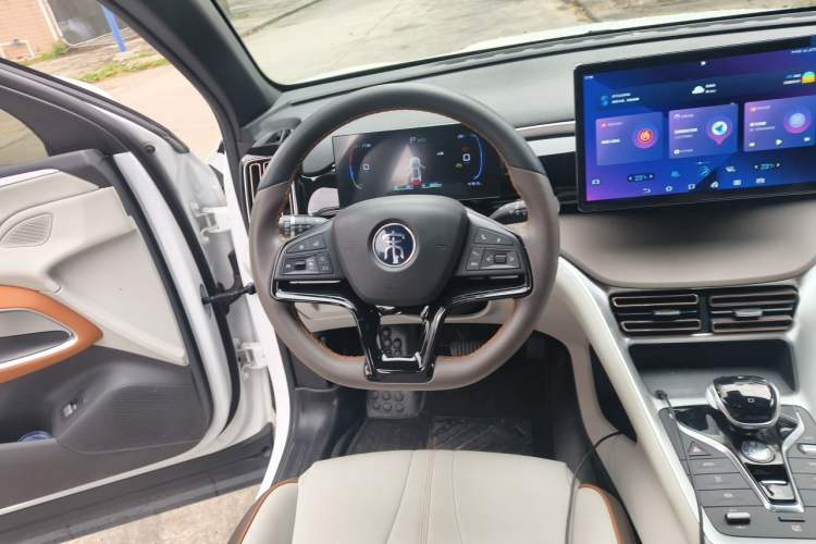 Used BYD Song Pro New Energy 2022 DM-i 110km Flagship Model Steering Wheel