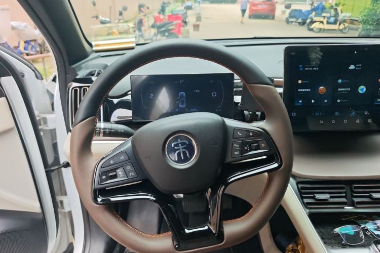 Used BYD Song Pro New Energy 2022 DM-i 51km Prestige Model Steering Wheel