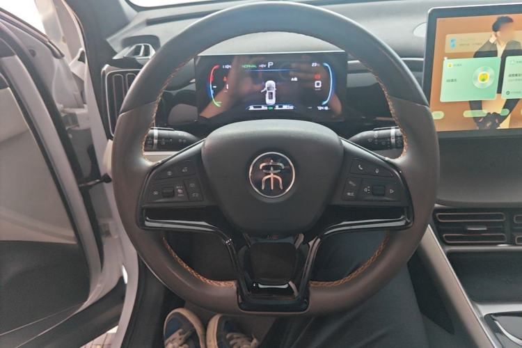 Used BYD Song Pro New Energy 2022 DM-i 51km Prestige Model Steering Wheel