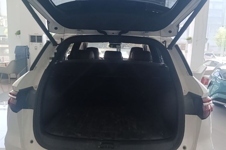 Used BYD Song Pro New Energy 2022 DM-i 110km Flagship Pro Model Trunk