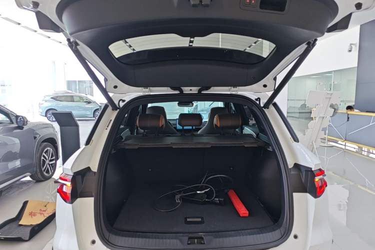 Used BYD Song Pro New Energy 2022 DM-i 110km Flagship Model Trunk