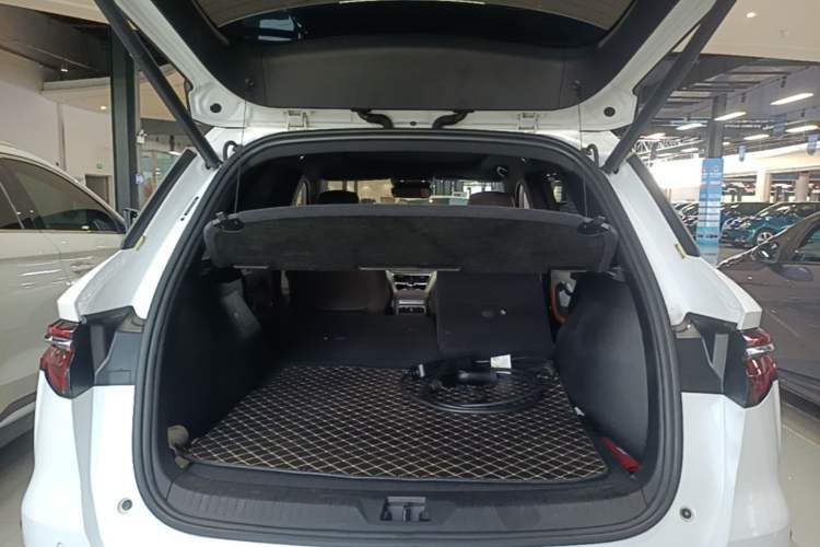 Used BYD Song Pro New Energy 2022 DM-i 110km Flagship Pro Model Trunk