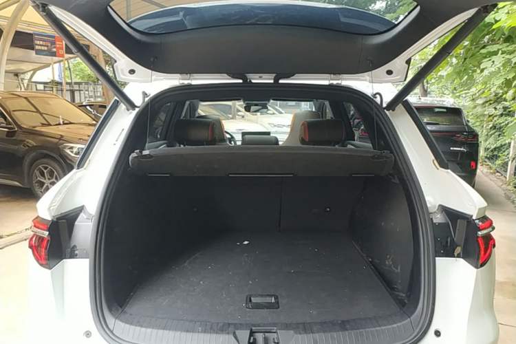 Used BYD Song Pro New Energy 2022 DM-i 110km Flagship Model Trunk