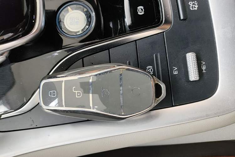 Used BYD Song Pro New Energy 2022 DM-i 110km Flagship Model Vehicle Key