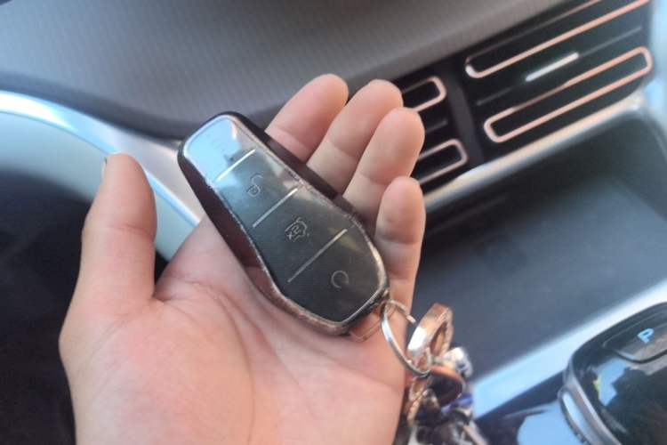 Used BYD Song Pro New Energy 2022 DM-i 110km Flagship Pro Model Vehicle Key
