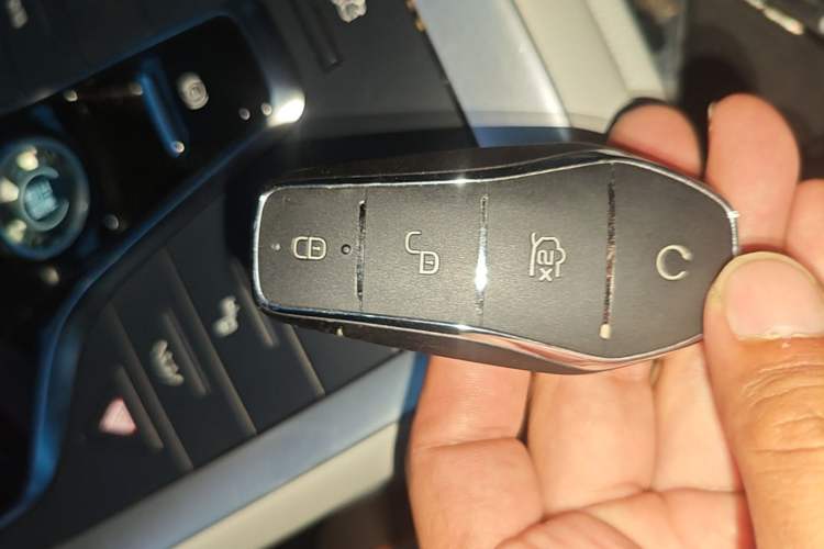 Used BYD Song Pro New Energy 2022 DM-i 110km Flagship Pro Model Vehicle Key