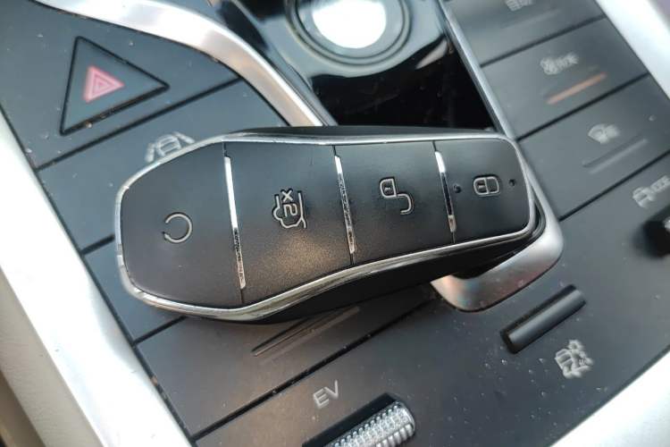 Used BYD Song Pro New Energy 2022 DM-i 110km Flagship Model Vehicle Key