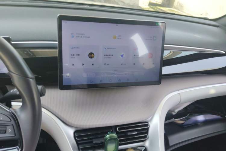 Used BYD Song Pro New Energy 2023 Champion Edition DM-i 110KM Beyond Model Audio And AC Panel