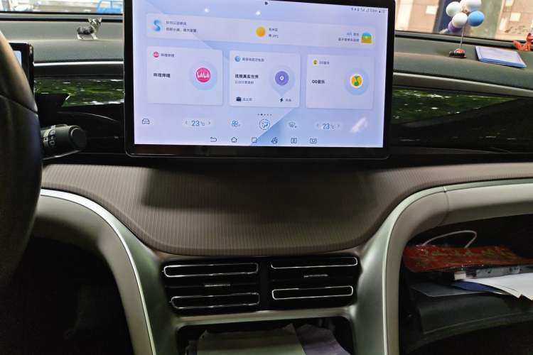 Used BYD Song Pro New Energy 2023 Champion Edition DM-i 110KM Beyond Model Audio And AC Panel