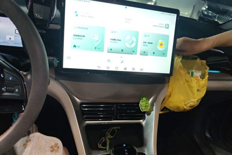 Used BYD Song Pro New Energy 2023 Champion Edition DM-i 110KM Beyond Model Audio And AC Panel