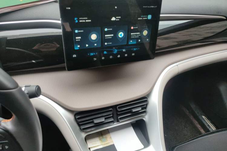 Used BYD Song Pro New Energy 2023 Champion Edition DM-i 71KM Leading Model Audio And AC Panel