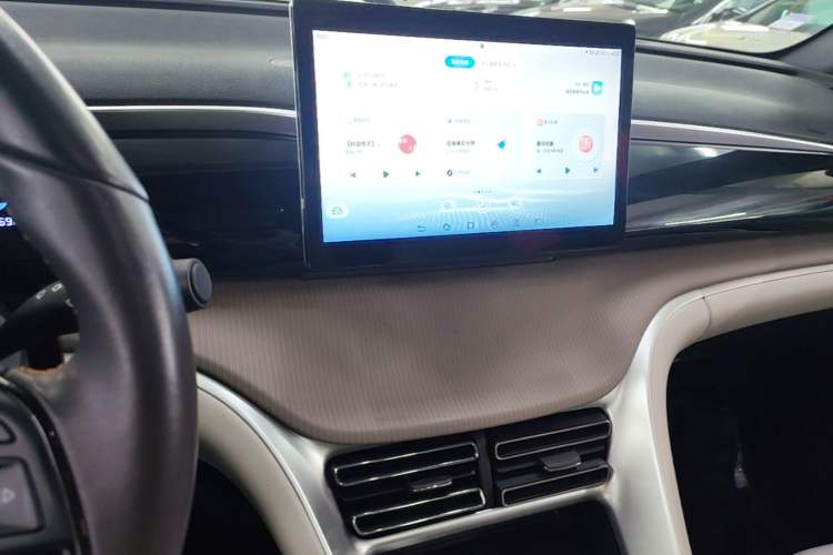 Used BYD Song Pro New Energy 2023 Champion Edition DM-i 71KM Leading Model Audio And AC Panel