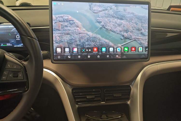 Used BYD Song Pro New Energy 2023 Champion Edition DM-i 110KM Excellence Model Audio And AC Panel