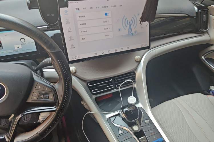 Used BYD Song Pro New Energy 2023 Champion Edition DM-i 110KM Excellence Model Audio And AC Panel