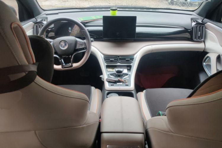 Used BYD Song Pro New Energy 2023 Champion Edition DM-i 71KM Leading Model Center Console