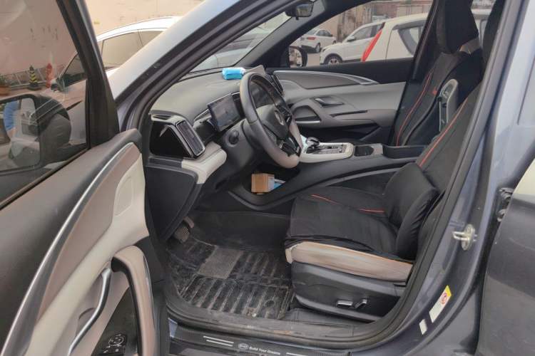 Used BYD Song Pro New Energy 2023 Champion Edition DM-i 110KM Beyond Model Driver Seat