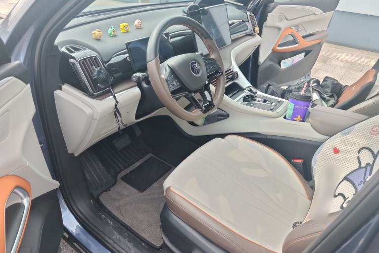 Used BYD Song Pro New Energy 2023 Champion Edition DM-i 110KM Beyond Model Driver Seat