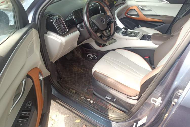 Used BYD Song Pro New Energy 2023 Champion Edition DM-i 110KM Beyond Model Driver Seat