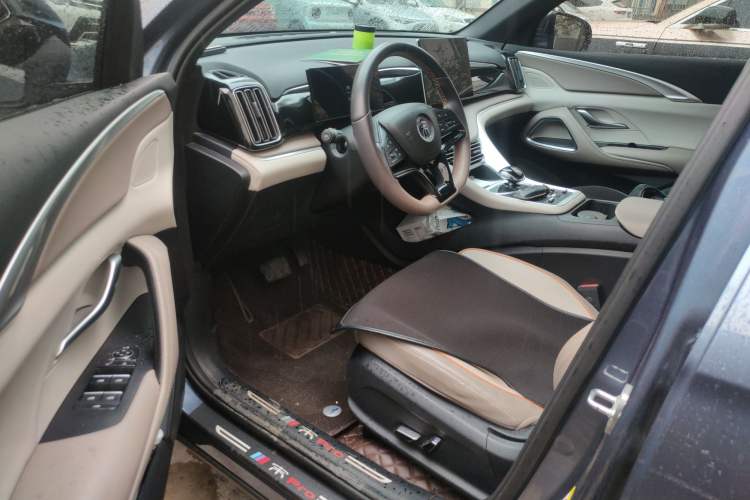 Used BYD Song Pro New Energy 2023 Champion Edition DM-i 71KM Leading Model Driver Seat