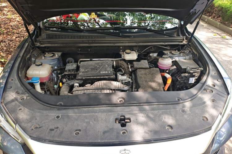 Used BYD Song Pro New Energy 2023 Champion Edition DM-i 110KM Beyond Model Engine Bay