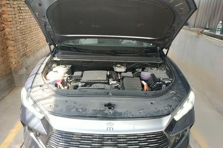 Used BYD Song Pro New Energy 2023 Champion Edition DM-i 110KM Excellence Model Engine Bay