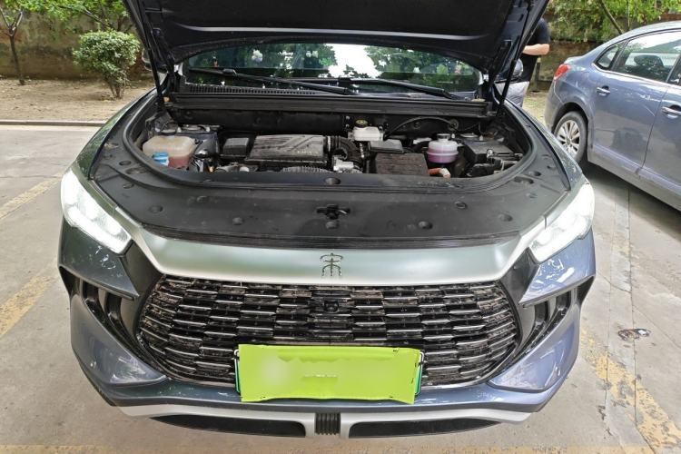 Used BYD Song Pro New Energy 2023 Champion Edition DM-i 110KM Beyond Model Engine Bay