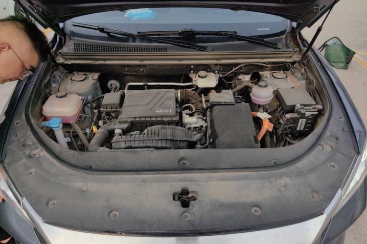 Used BYD Song Pro New Energy 2023 Champion Edition DM-i 110KM Beyond Model Engine Bay