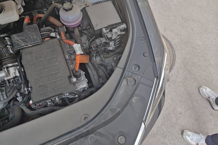 Used BYD Song Pro New Energy 2023 Champion Edition DM-i 110KM Excellence Model Engine Bay Left