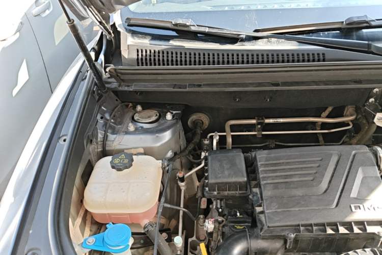 Used BYD Song Pro New Energy 2023 Champion Edition DM-i 110KM Beyond Model Engine Bay Right