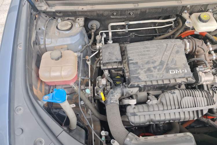 Used BYD Song Pro New Energy 2023 Champion Edition DM-i 110KM Beyond Model Engine Bay Right