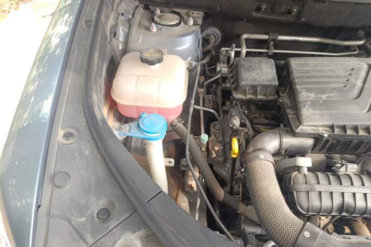 Used BYD Song Pro New Energy 2023 Champion Edition DM-i 110KM Beyond Model Engine Bay Right