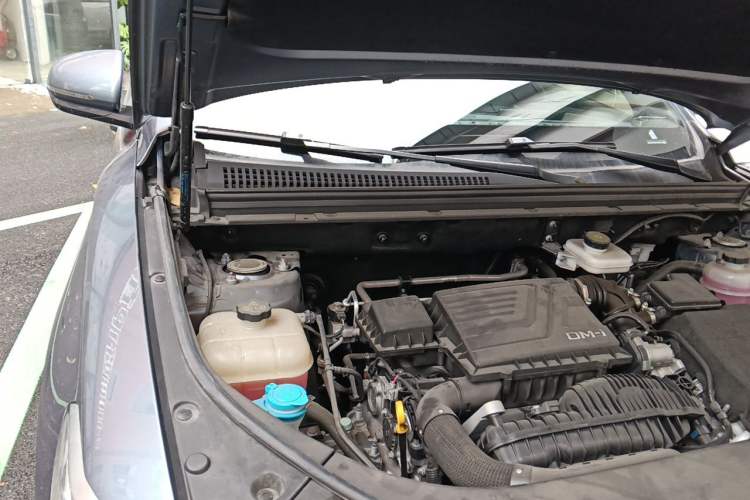 Used BYD Song Pro New Energy 2023 Champion Edition DM-i 71KM Beyond Model Engine Bay Right