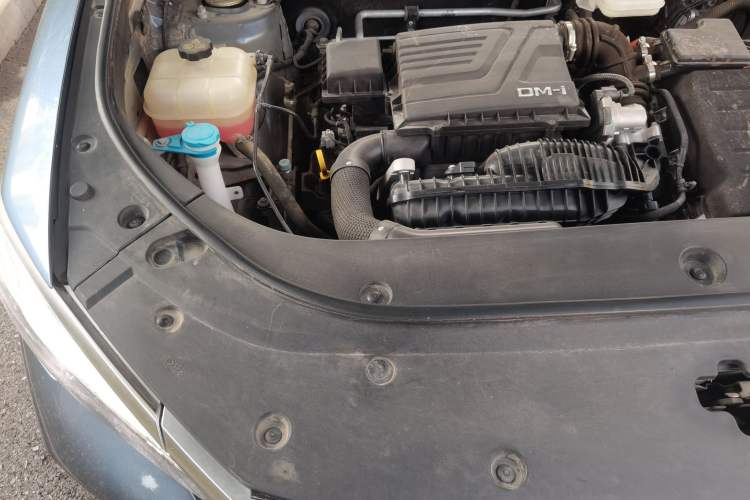 Used BYD Song Pro New Energy 2023 Champion Edition DM-i 71KM Beyond Model Engine Bay Right