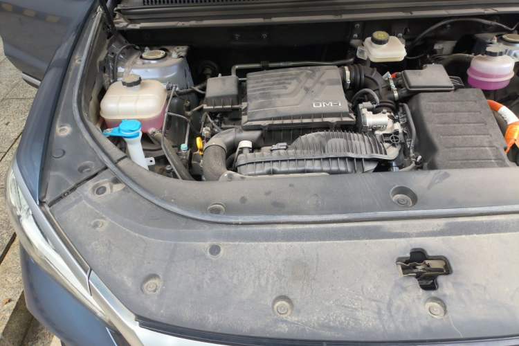 Used BYD Song Pro New Energy 2023 Champion Edition DM-i 110KM Beyond Model Engine Bay Right