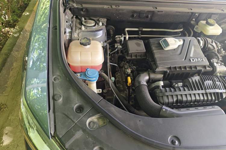 Used BYD Song Pro New Energy 2023 Champion Edition DM-i 110KM Excellence Model Engine Bay Right